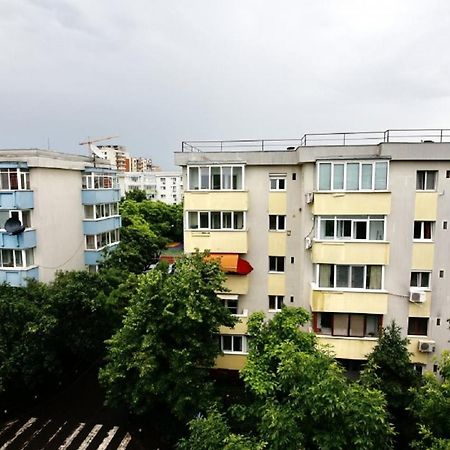Apartments In The Aviatiei Area On Boekarest Buitenkant foto